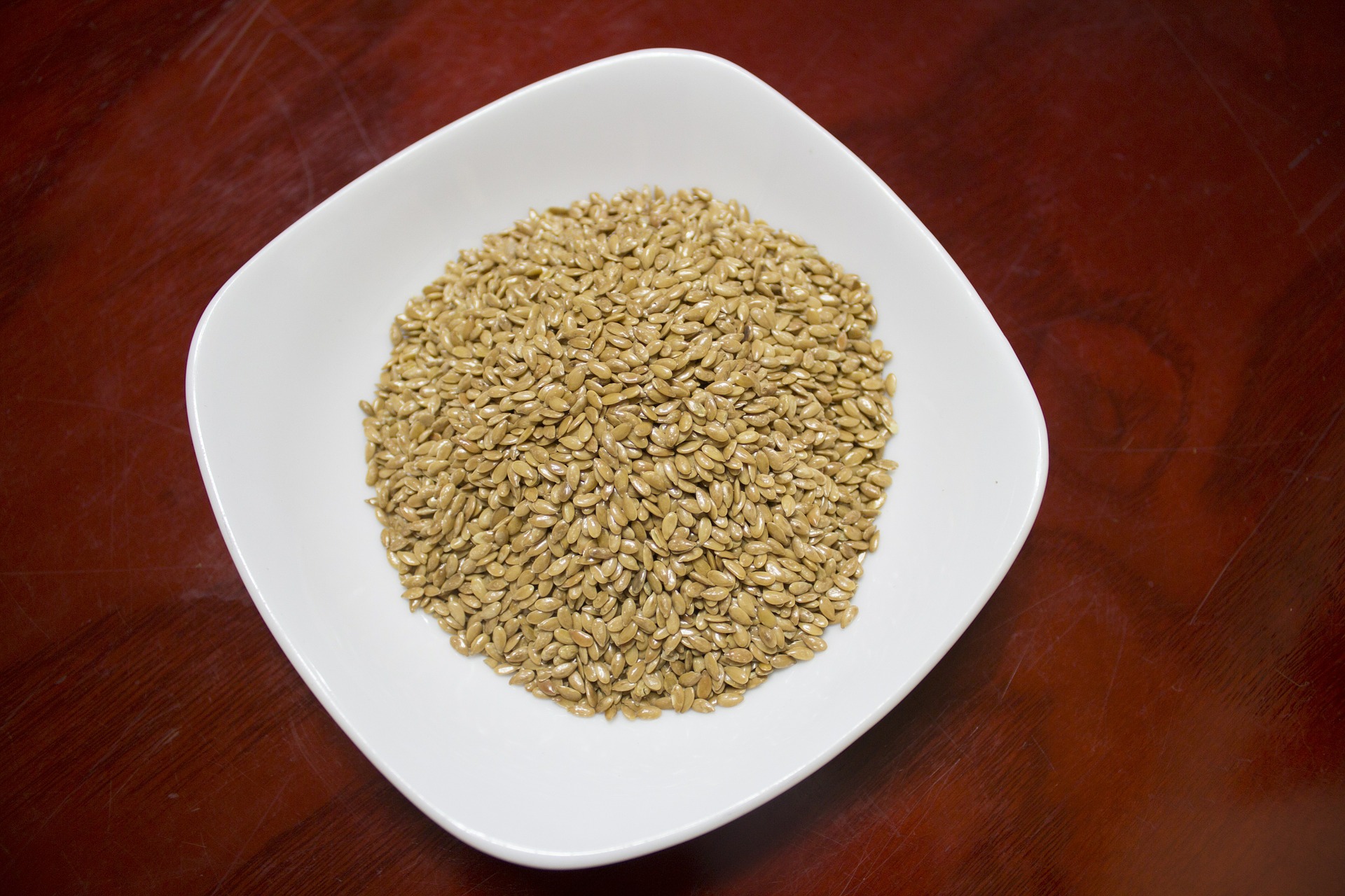 Farina di semi di lino: proprietà, come usarla e ricette - Gambero Rosso