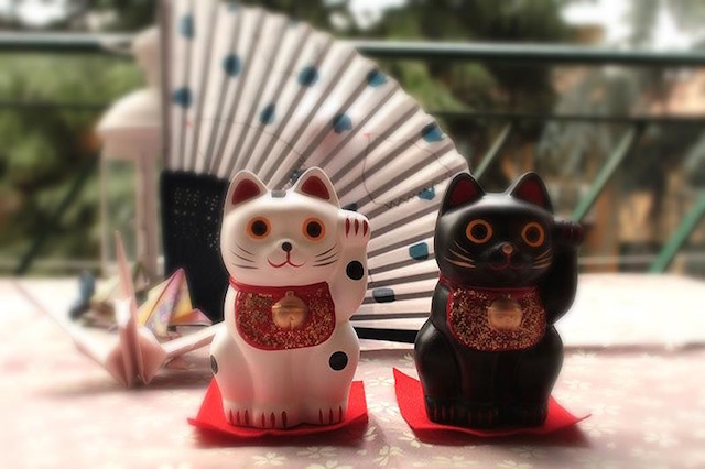 Maneki Neko gatti portafortuna giapponesi