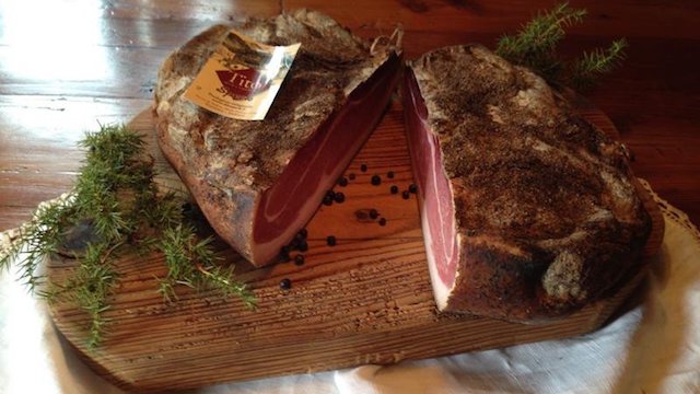 Speck artigianale della Val di Fiemme