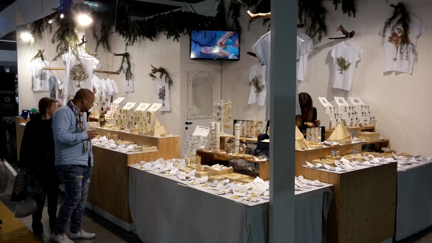 Ester Bijoux, i gioielli artigianali che nascono dalla natura - Artigiano  in fiera